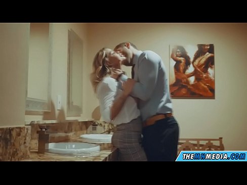 ❤️ Когато наедряла блондинка ви съблазни в обществена тоалетна ️❌ Супер секс в bg.flvporn.ru ❌️